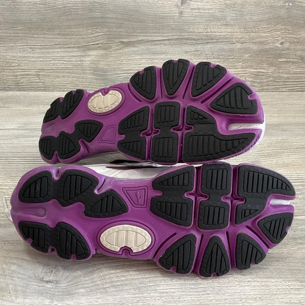 BROOKS Pure flow 7 DNA Cup Women's Size 10.5 B running athletic sneakers shoes